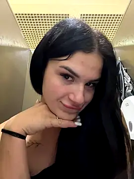 Dildo in the toilet of the mall🍆 - video by MiraReach cam model