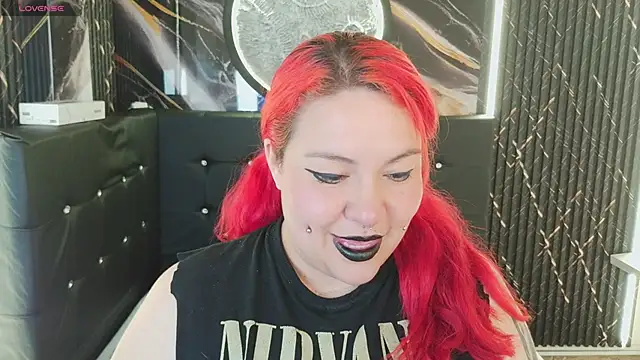 Footjob 😋 - video od modelky/modela Witch_Scarlet