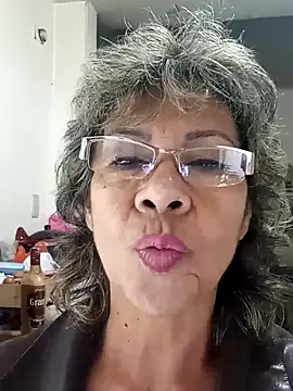 girl hot - video by OliviaMorris1 cam model