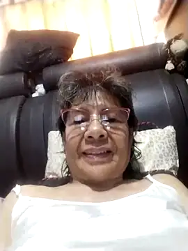 Hairy pussy - video by OliviaMorris1 cam model