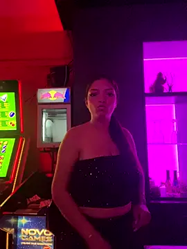 Double bj with Lizzy, 3some fuck and fuckmaschine - Video von maj0lie Cam-Model