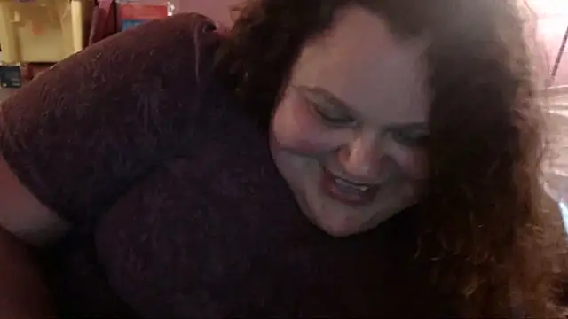 [27 Apr 18:55] Private Show damn that’s hot bad quality on video but hot - video by Fatpussybigass cam model