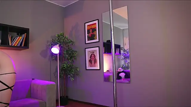 A flim for u - video by Sabrina_bloom cam model