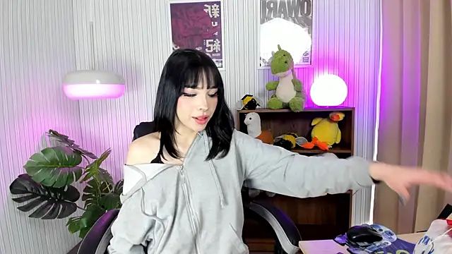 Real footjob honey 🫠 - video by Sabrina_bloom cam model