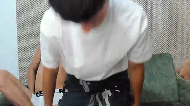 boys naked and sucking willy, yaser and liam - video của người mẫu cam willy_sexxx18