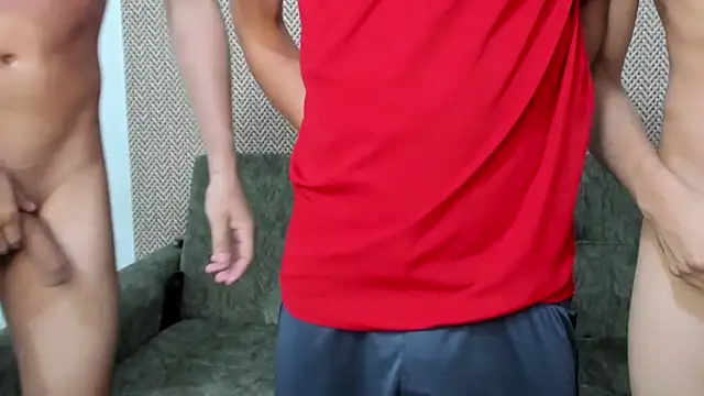 ALL BOYS NAKED, LIAM AND WILLY FUCK - ক্যাম মডেল willy_sexxx18-এর ভিডিও