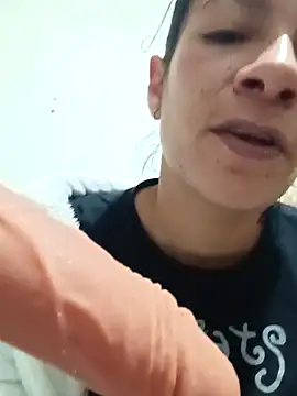 You masturbate and I suck my feet - video by KimGolden-onf cam model