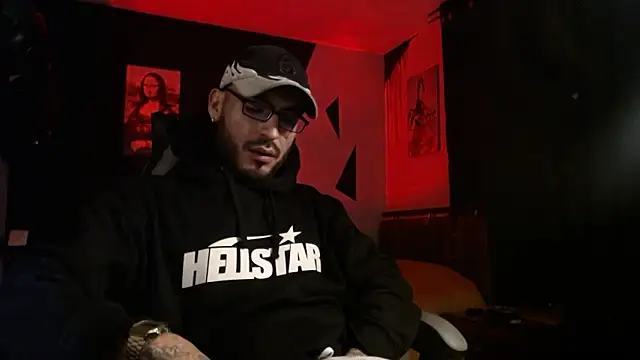 A little oil, a little milk, a little bit of EVERYTHING - video van malek_xarx_ cam-model