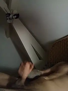 [14 Mar 03:24] Public Show - video by Tholel420 cam model