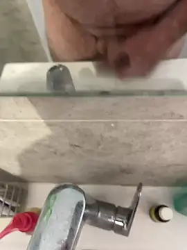 [22 Aug 12:06] Public Show - video by BobKat cam model