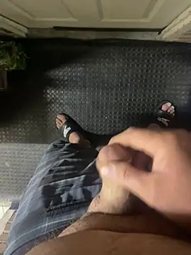 [30 Sep 03:53] Public Show - video by BobKat cam model