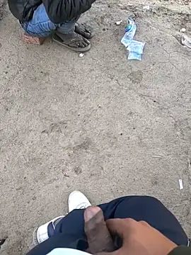 Talking and playing with my cock in front of stranger — filmik Outdoor_backup, modela(-lki) na kamerkach