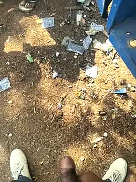 Playing my cock in public - βίντεο μοντέλου Outdoor_backup
