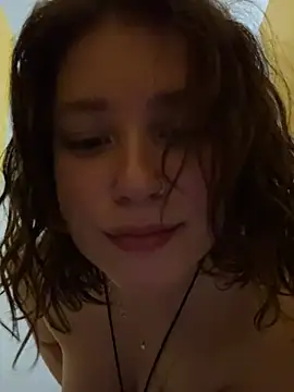 💦First SQUIRT in public toilet show ORGASM 💦 - βίντεο μοντέλου lucy-joy