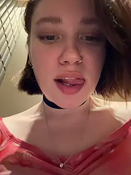 😼Sexy Lucy is messing around in a public place😼 - video by lucy-joy cam model
