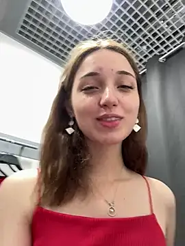 Red dressed girl destroying all holes with dildo - video di DollyTall