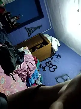 [11 May 19:10] Spy Show - video av kiittyselenita cam-modell