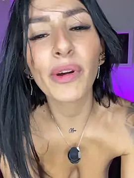 [19 Sep 10:06] Private Show - vidéo du modèle de showcams SOYNOOA