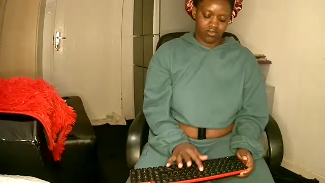 [24 Aug 05:44] Private Show－カメラキャストのALICIA_X98の動画