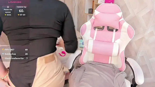 MY NAKED BODY NEEDS YOU TO TOUCH IT COMPLETELY ❤️❤️ - video van Clhoe_Johnson cam-model