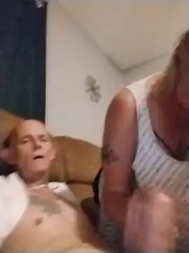 [11 Sep 19:47] Public Show - video by hugenicecock7979 cam model