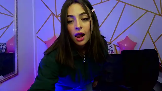 [17 Feb 09:03] Private Show - Vídeo de sofi_lara28, modelo de vídeos