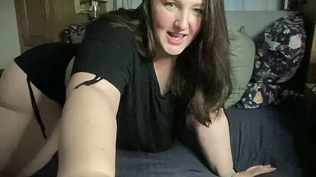 When the toy takes control, the pussy listens
