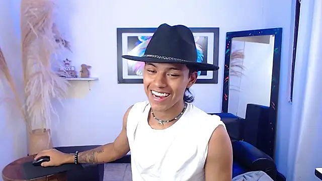 Great cumshow - vidéo du modèle de showcams dreyk20