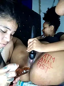 Anal fist squirt – видео вебкам-модели Bel_amour777