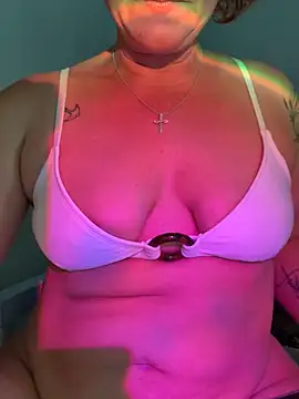 [25 May 17:24] Private Show - MidWestMilf80 캠 모델의 동영상