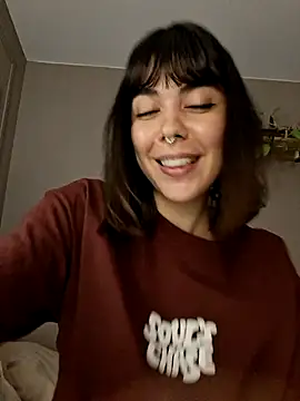 [2 Oct 20:36] Private Show - vídeo de EvelynVanilie modelo de câmara