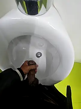 Cum in urinals Public bathroom - video steffaa kameramallilta