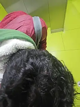 Sucking my hairy cock in bathroom – видео вебкам-модели steffaa