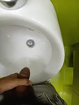 4 cocks in bathroom– steffaa kameramodell videója