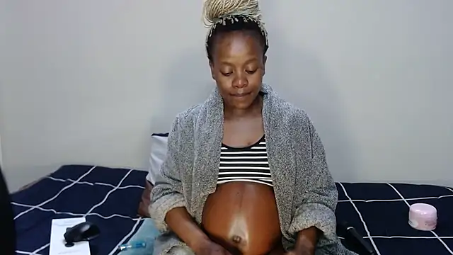 [18 Aug 23:58] Private Show - video by MilkyLuluAfricaa cam model