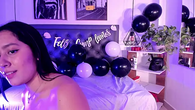 hard deepthroat 🥵😈 - video by aisha_duque cam model