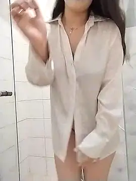 POV show in the shower 💦💦💦 - video by aisha_duque cam model