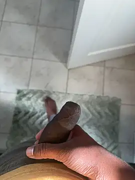 Sun-kissed Dick - video by pranastro00 cam model