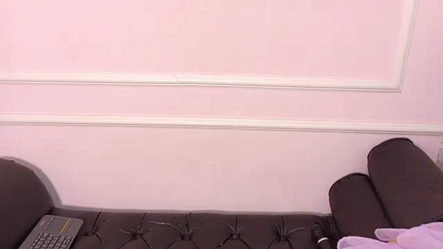 Pretty Bitch - kaylee_lee主播的视频