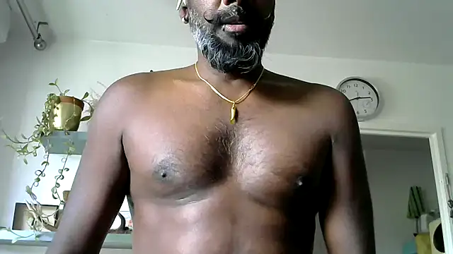 Cum/Lait/avale/drink - video van frenchblackc31 cam-model