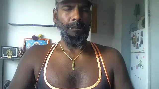 Cul/Asshole/Trou/BBC/Queue - video van frenchblackc31 cam-model