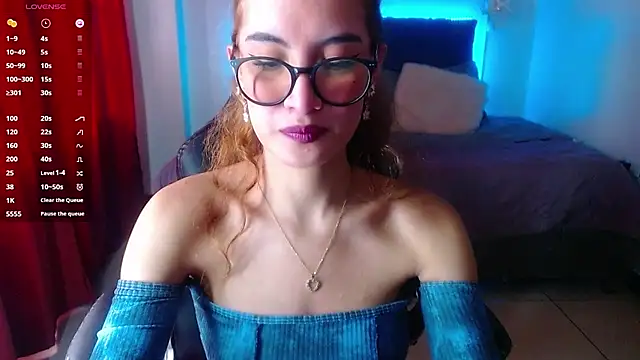 come to play with me♥