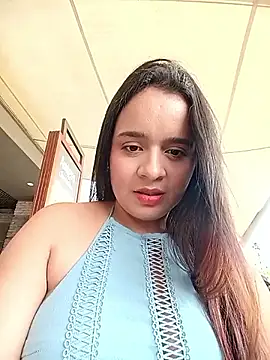 Public - video oleh model kamera Julieth_hot-69