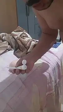 fudendo a bucetinha - Urso_Nerd 캠 모델의 동영상