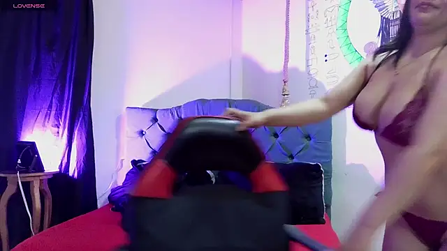 [11 Feb 07:47] Private Show - vídeo de la modelo de cam VAINILADREAM