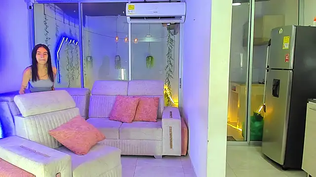 NIKOL MASTURBATES - video by stangirls_ cam model