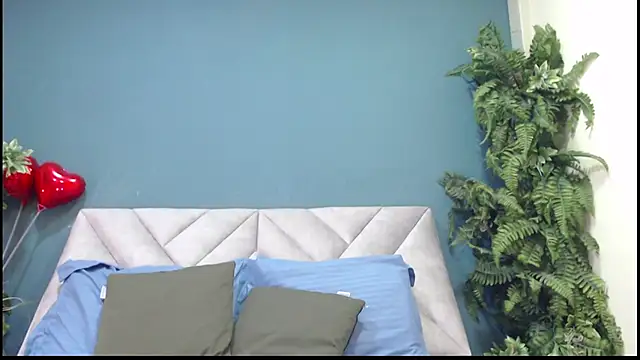 blowjob and ass - video by KendraaSimons cam model