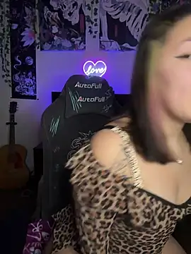 [26 Jun 02:45] Private Show
