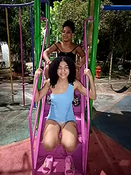 group sex - video di CurlyBitch modella di cam