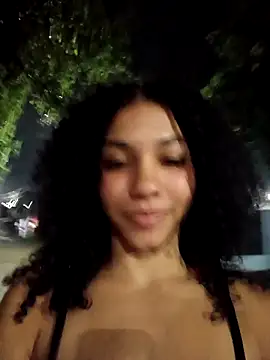 street show - video di CurlyBitch modella di cam